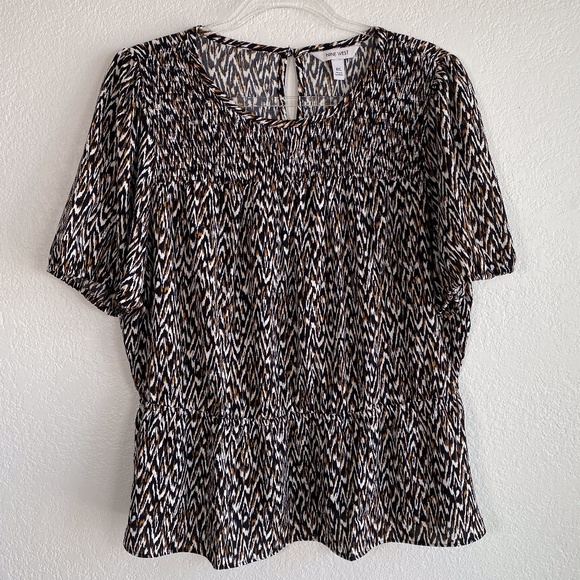 Nine West Tops - Nine West size XXL short sleeve smocked peplum blouse animal print black white